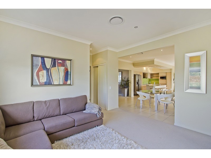 7/2363 Gold Coast Highway, Mermaid Beach QLD 4218