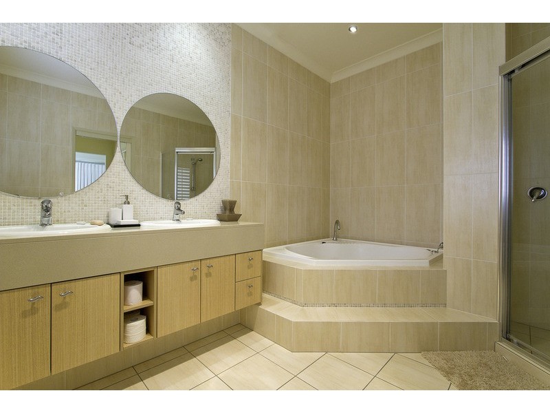 7/2363 Gold Coast Highway, Mermaid Beach QLD 4218