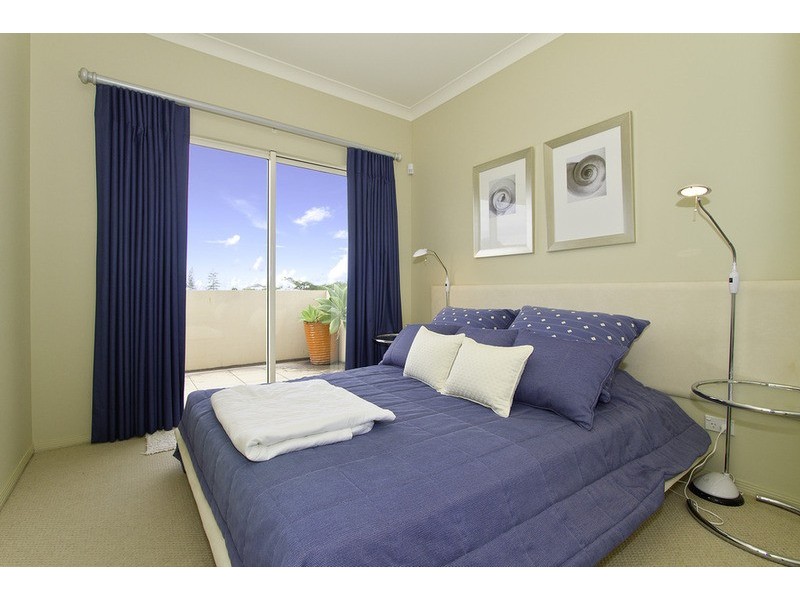 7/2363 Gold Coast Highway, Mermaid Beach QLD 4218