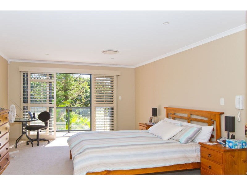 37 Montana Road, Mermaid Beach QLD 4218