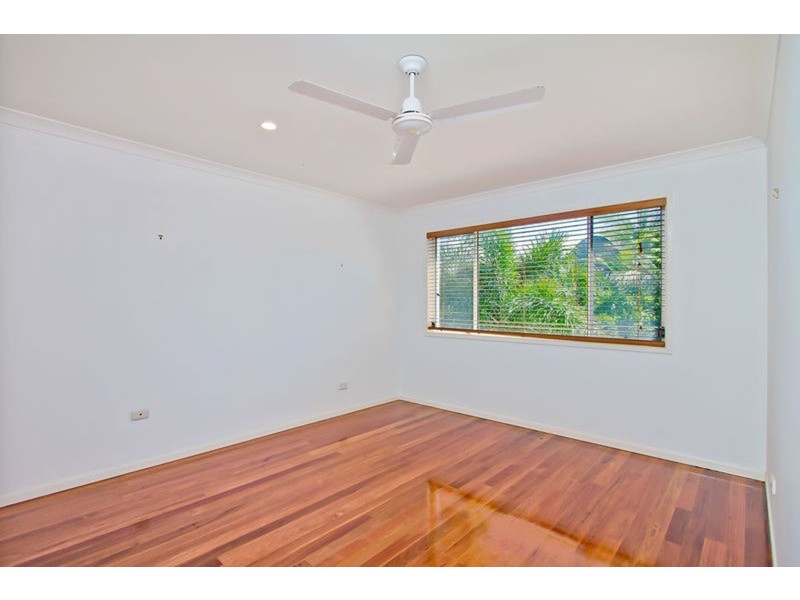 25 Twenty Fifth  Avenue, Palm Beach QLD 4221