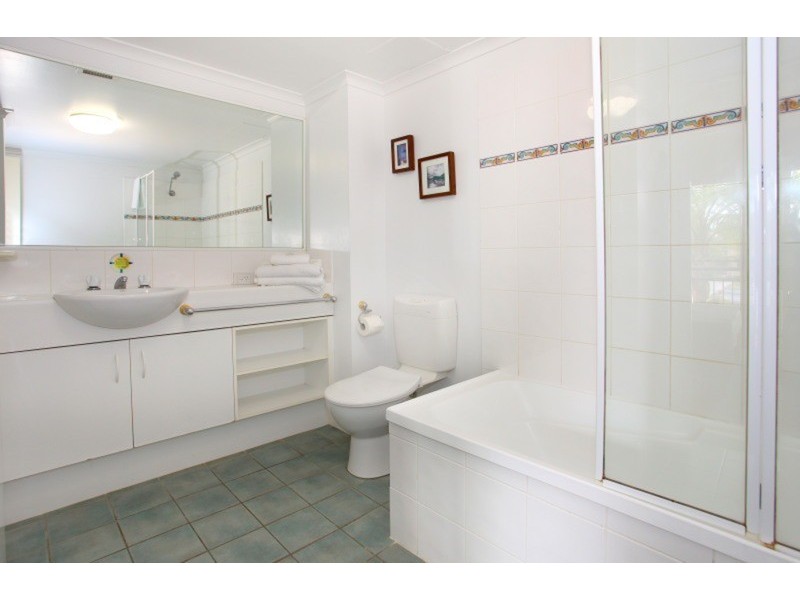 7 Monte Carlo Avenue, Surfers Paradise QLD 4217