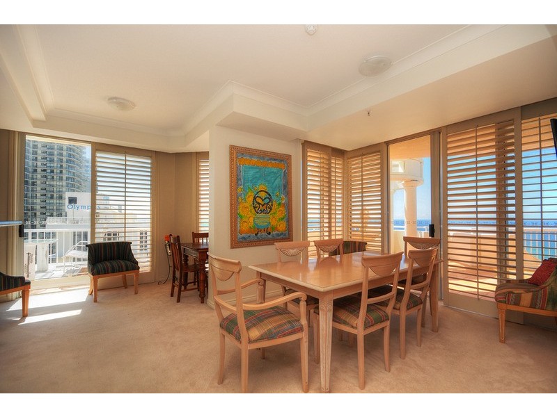 2 View Avenue, Surfers Paradise QLD 4217