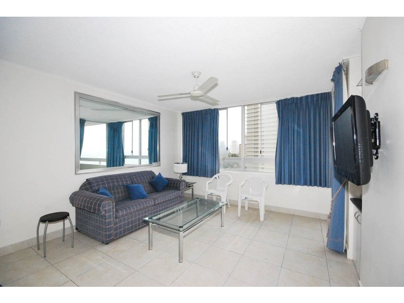 2 Ocean  Avenue, Surfers Paradise QLD 4217