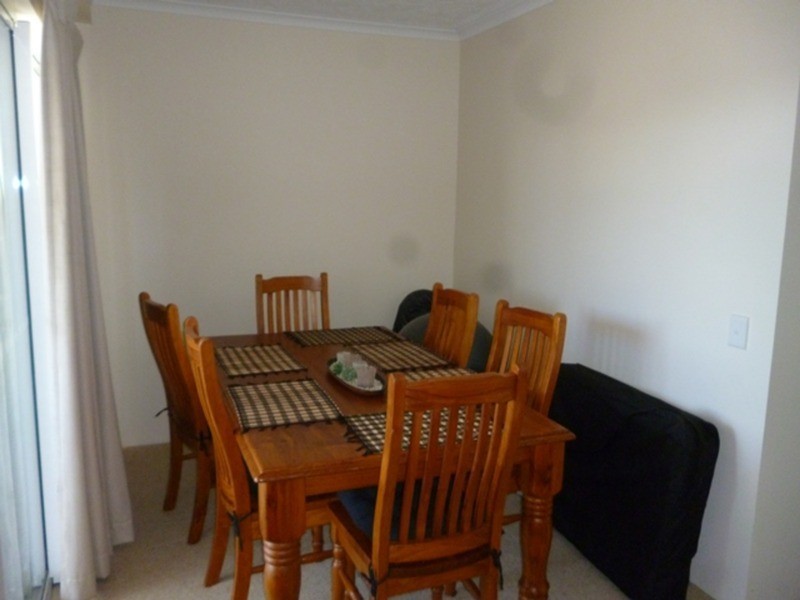 7/4 Proud Street, Labrador QLD 4215