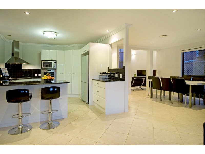 15 Pisa Court, Surfers Paradise QLD 4217