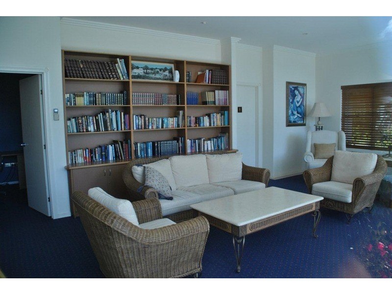 103 Salerno Street, Isle Of Capri QLD 4217