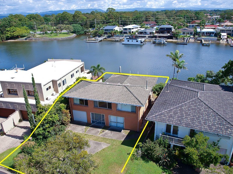 175 Stanhill Drive, Chevron Island QLD 4217