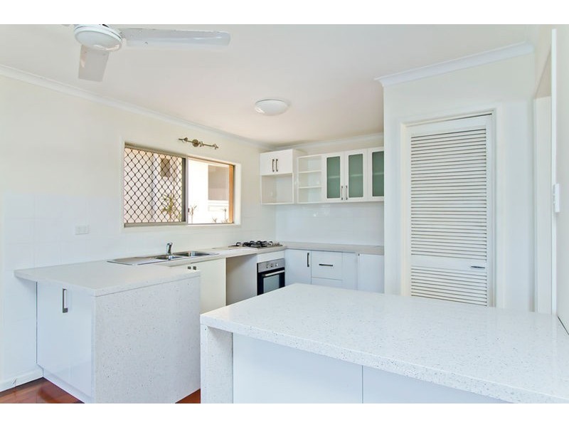 175 Stanhill Drive, Chevron Island QLD 4217