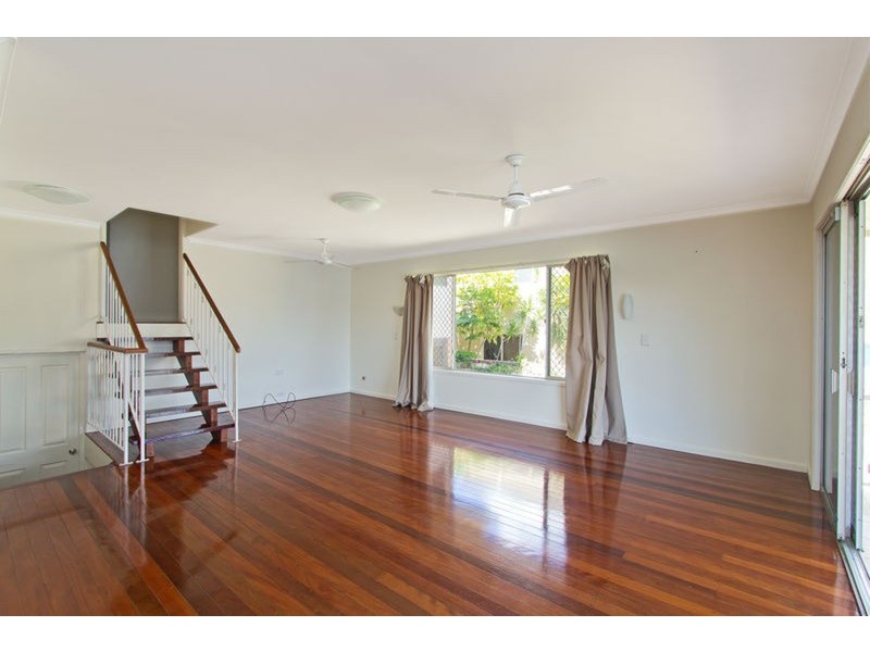 175 Stanhill Drive, Chevron Island QLD 4217