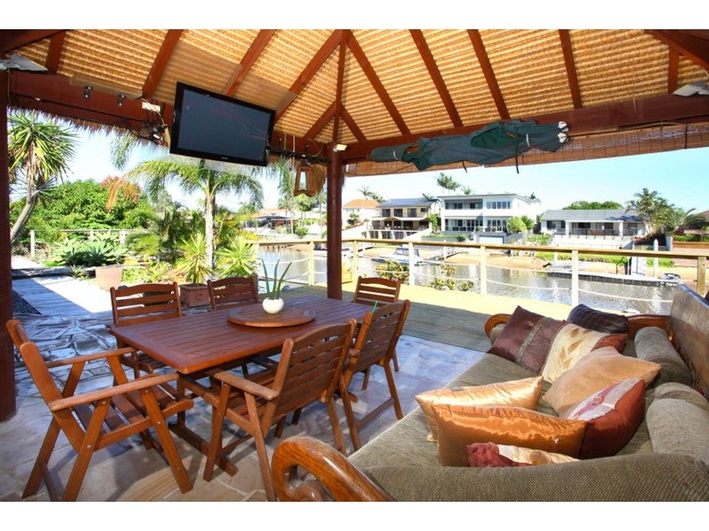 53 Platypus Avenue, Sorrento QLD 4217
