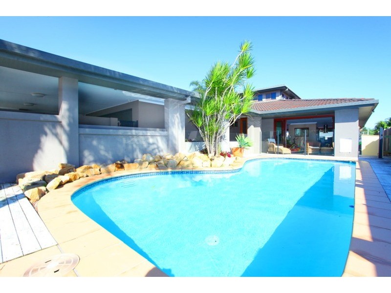 53 Platypus Avenue, Sorrento QLD 4217