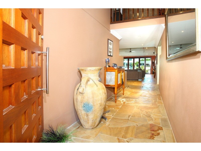 53 Platypus Avenue, Sorrento QLD 4217