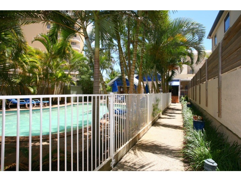 10/43 Cypress  Avenue, Surfers Paradise QLD 4217