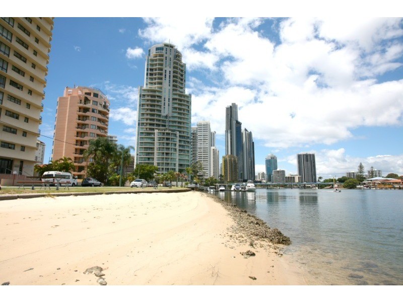 10/43 Cypress  Avenue, Surfers Paradise QLD 4217