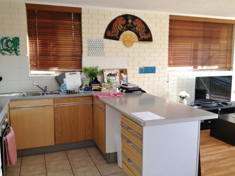 16 Markwell Avenue, Surfers Paradise QLD 4217