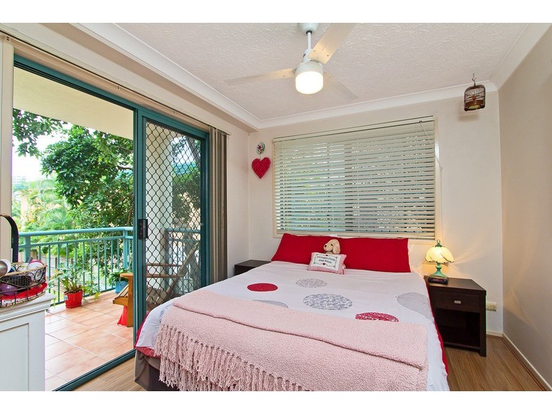 9 Stanhill  Drive, Surfers Paradise QLD 4217