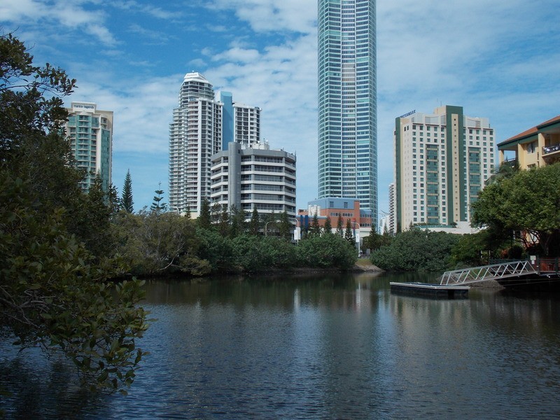 ‘Surfers Plaza’ 70 Remembrance Drive, Surfers Paradise QLD 4217