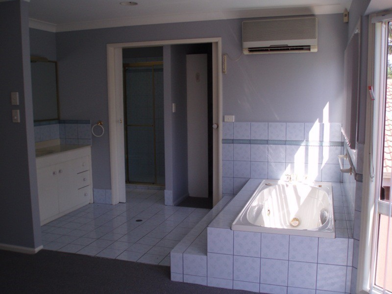 29 Amalfi Drive, Isle Of Capri QLD 4217