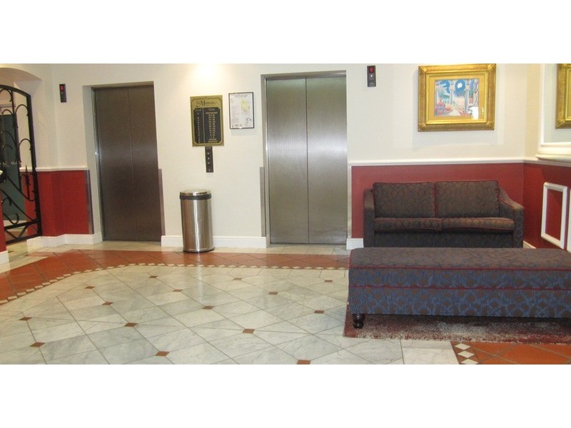 ‘Moroccan’ 7 Elkhorn Avenue, Surfers Paradise QLD 4217