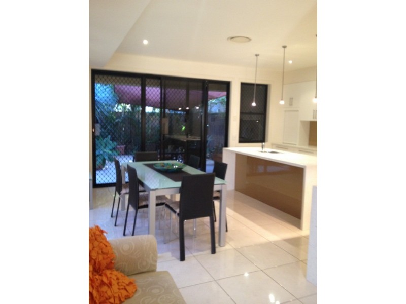 Chevron Island QLD 4217