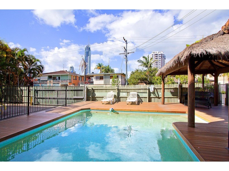 1/22 Leonard  Avenue, Surfers Paradise QLD 4217