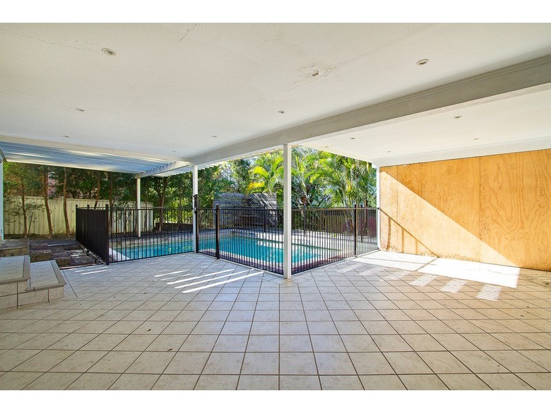 16 Maxwell Brown Drive, Southport QLD 4215