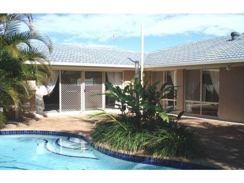 23 Forster  Avenue, Sorrento QLD 4217