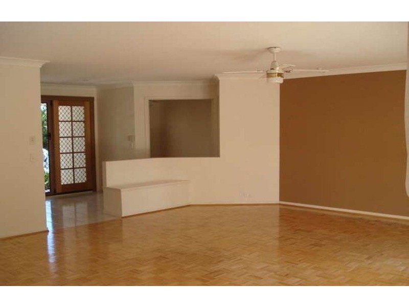 23 Forster  Avenue, Sorrento QLD 4217