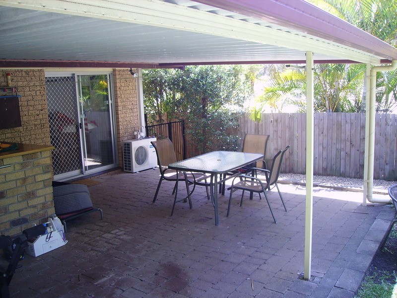 3 Tibor  Court, Ashmore QLD 4214