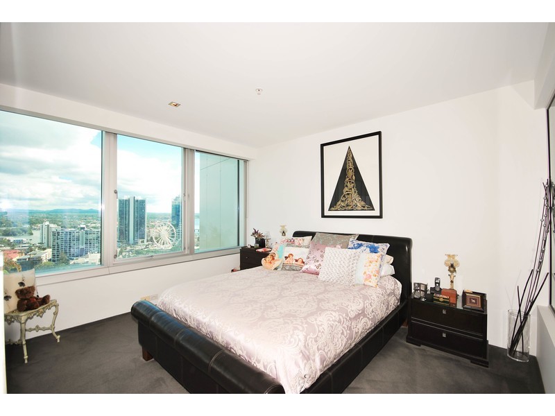 9 Hamilton Avenue, Surfers Paradise QLD 4217