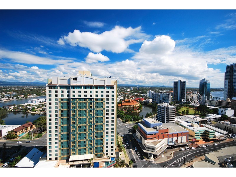 9 Hamilton Avenue, Surfers Paradise QLD 4217