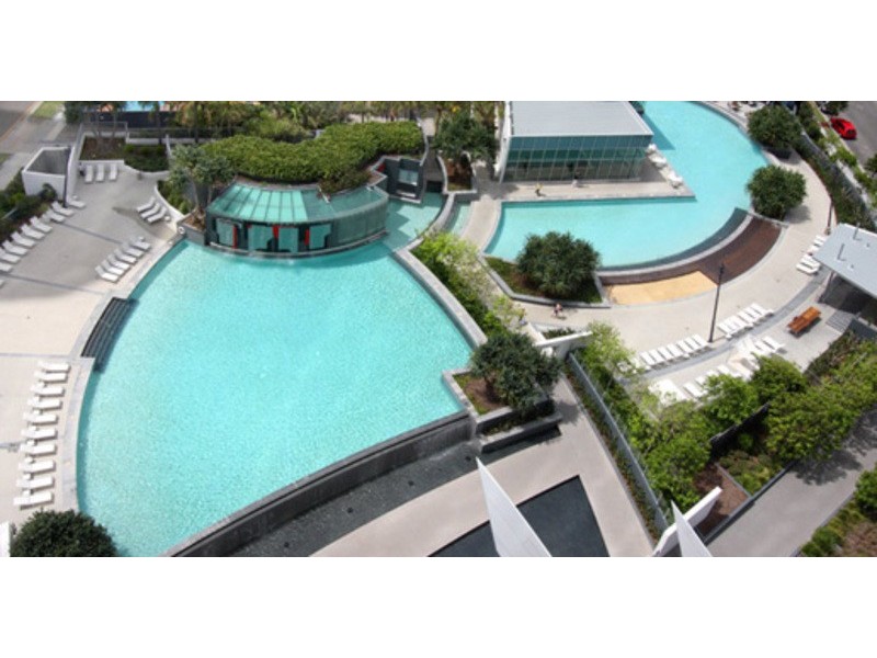 9 Hamilton Avenue, Surfers Paradise QLD 4217