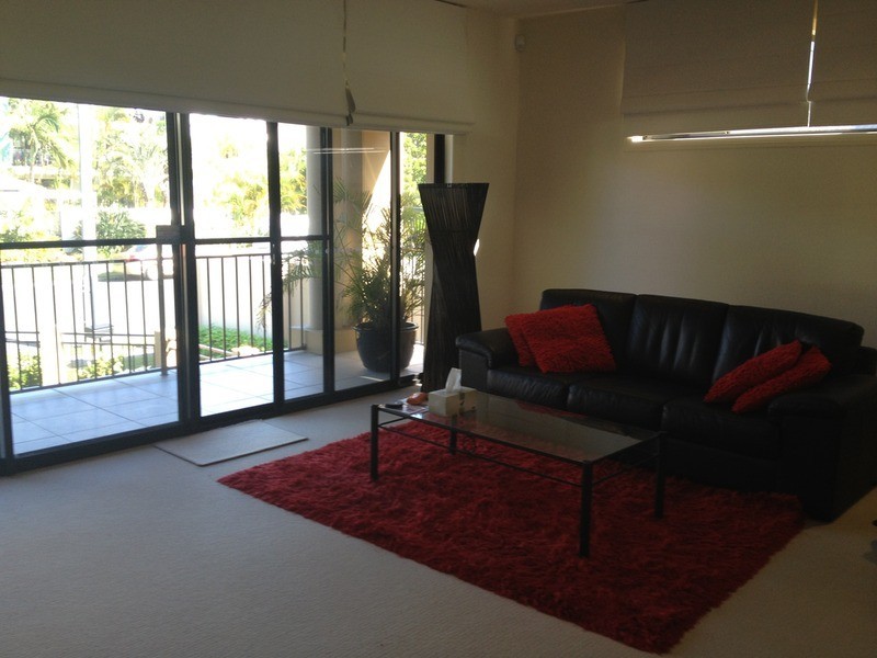 19 Purli Street, Surfers Paradise QLD 4217