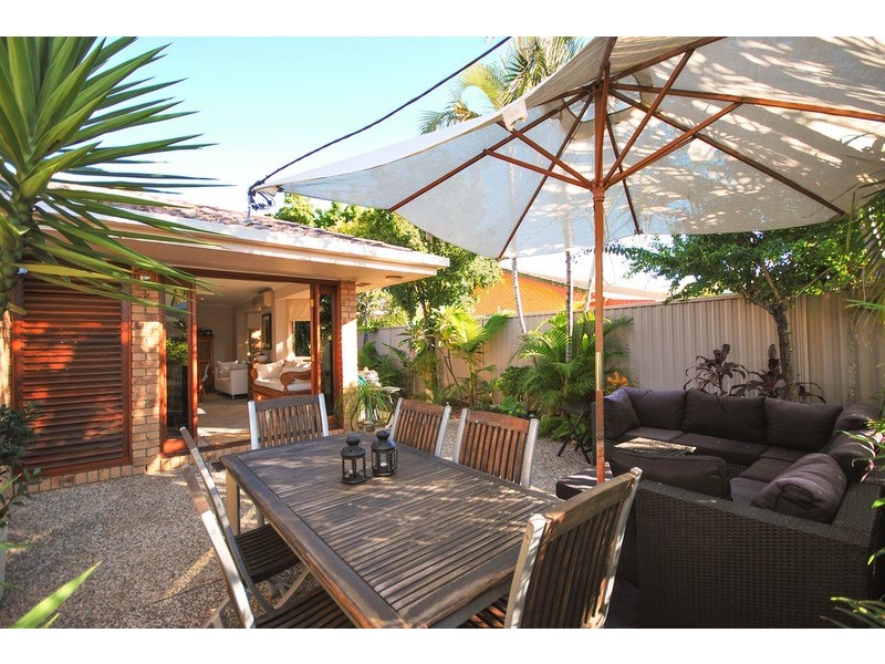 Chevron Island QLD 4217