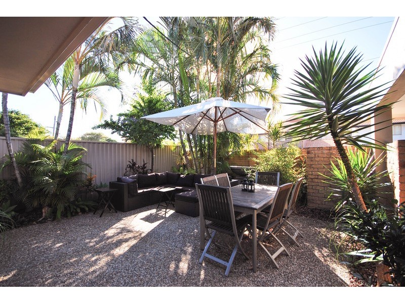 Chevron Island QLD 4217