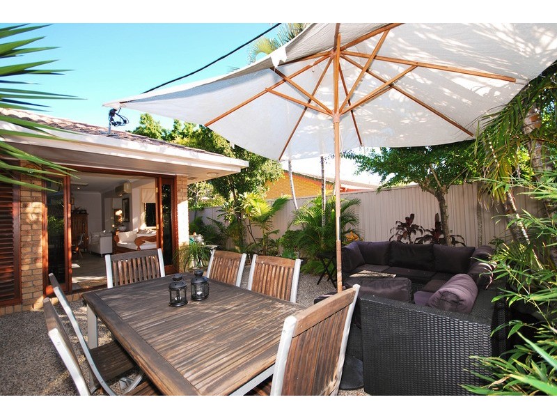 Chevron Island QLD 4217