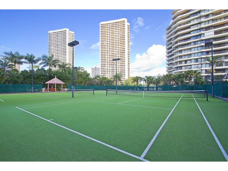 ‘Grand Mariner’ 12 Commodore Drive, Paradise Waters QLD 4217