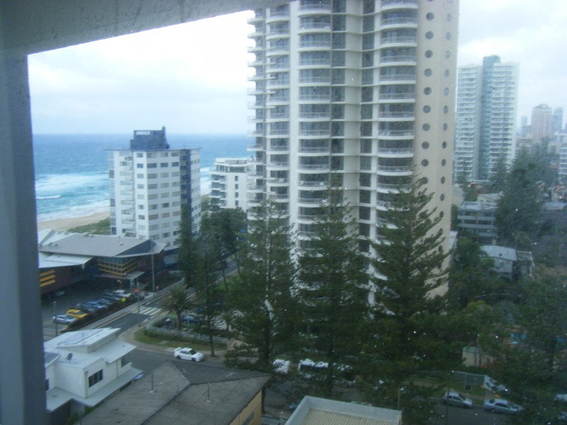 Surfers Beachside/10 Vista Street, Surfers Paradise QLD 4217