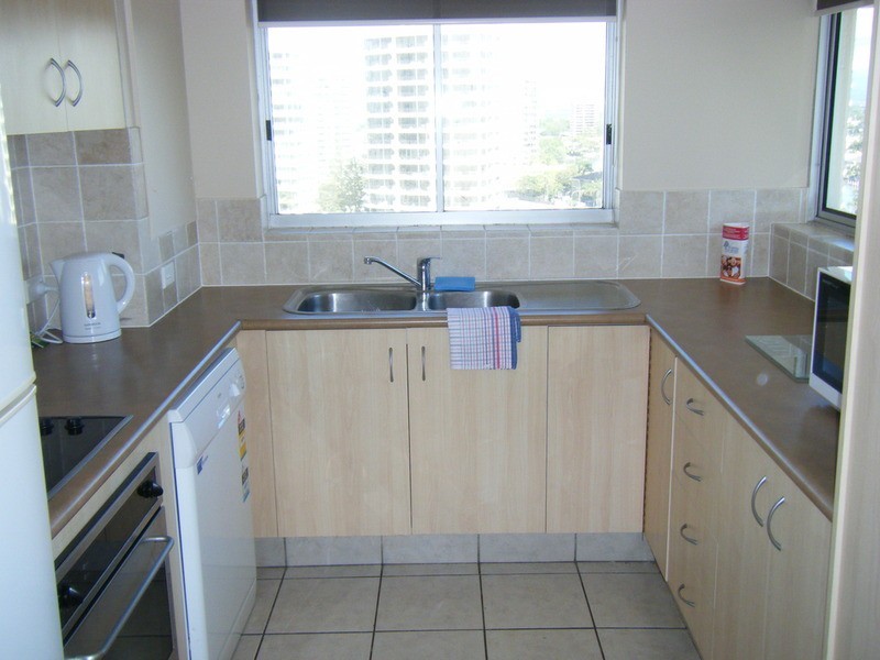 Surfers Beachside/10 Vista Street, Surfers Paradise QLD 4217