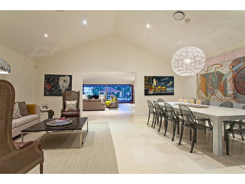 9 Buccaneer Court, Paradise Waters QLD 4217