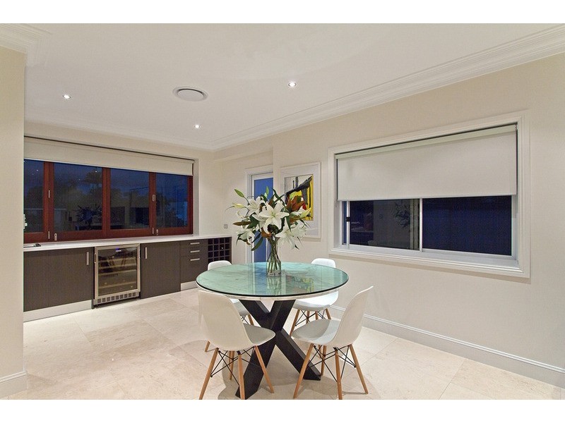 9 Buccaneer Court, Paradise Waters QLD 4217