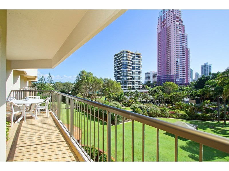 2 Admiralty Drive, Surfers Paradise QLD 4217