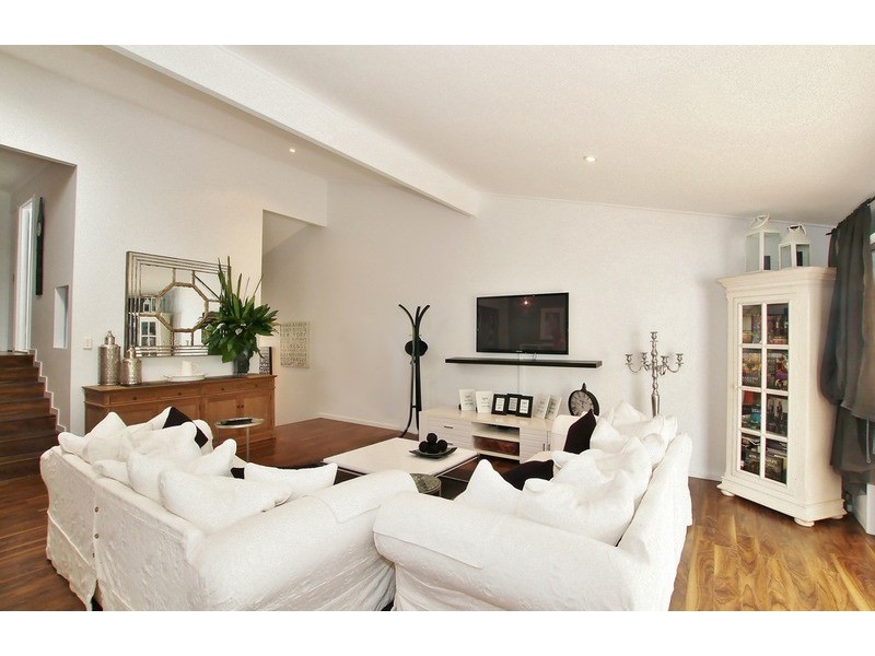 5/7 Campbell Street, Sorrento QLD 4217