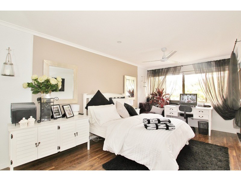 5/7 Campbell Street, Sorrento QLD 4217