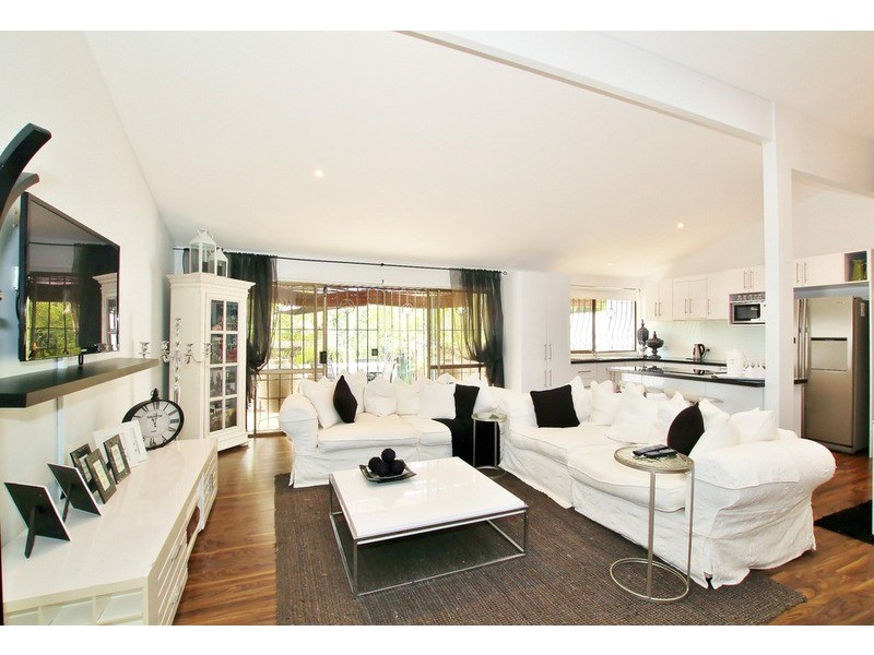 5/7 Campbell Street, Sorrento QLD 4217