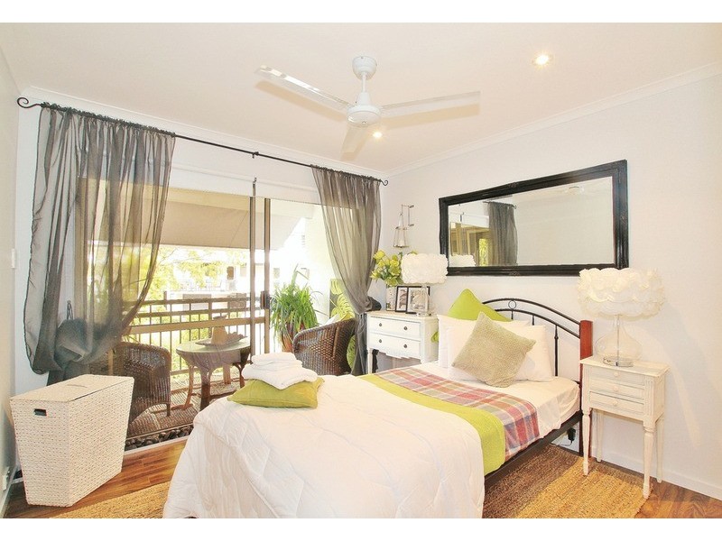 5/7 Campbell Street, Sorrento QLD 4217