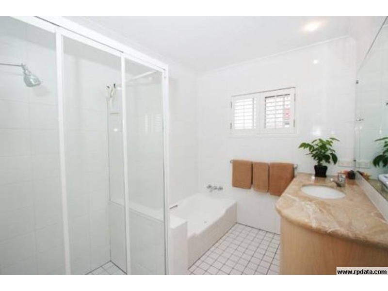 46 Gibraltar Drive, Isle Of Capri QLD 4217