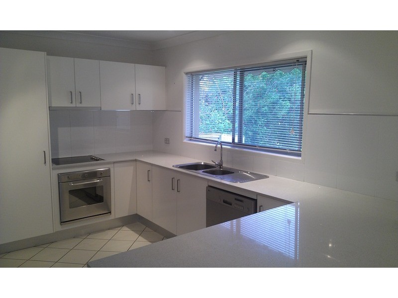 46 Gibraltar Drive, Isle Of Capri QLD 4217