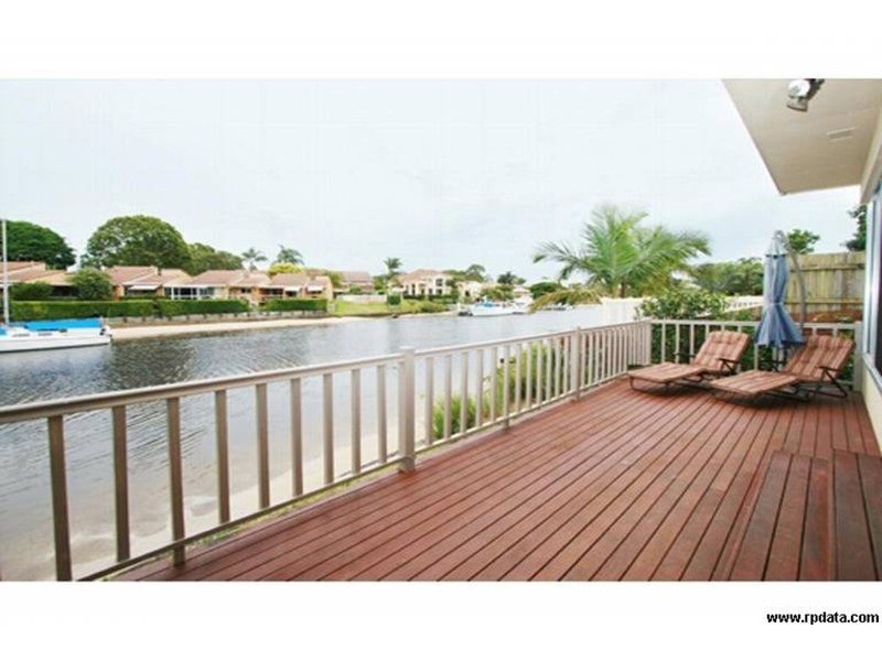 46 Gibraltar Drive, Isle Of Capri QLD 4217